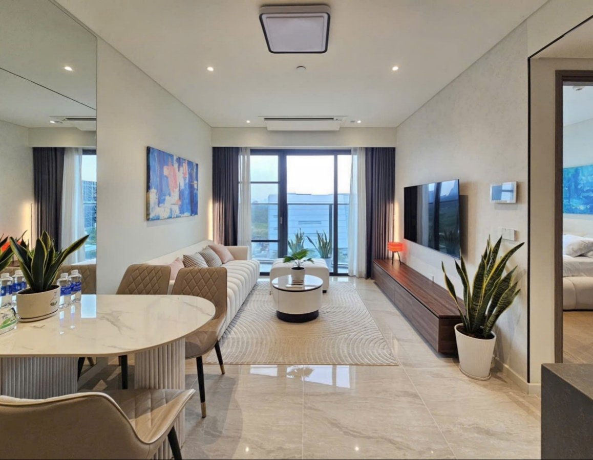 METROPOLE | THE OPERA